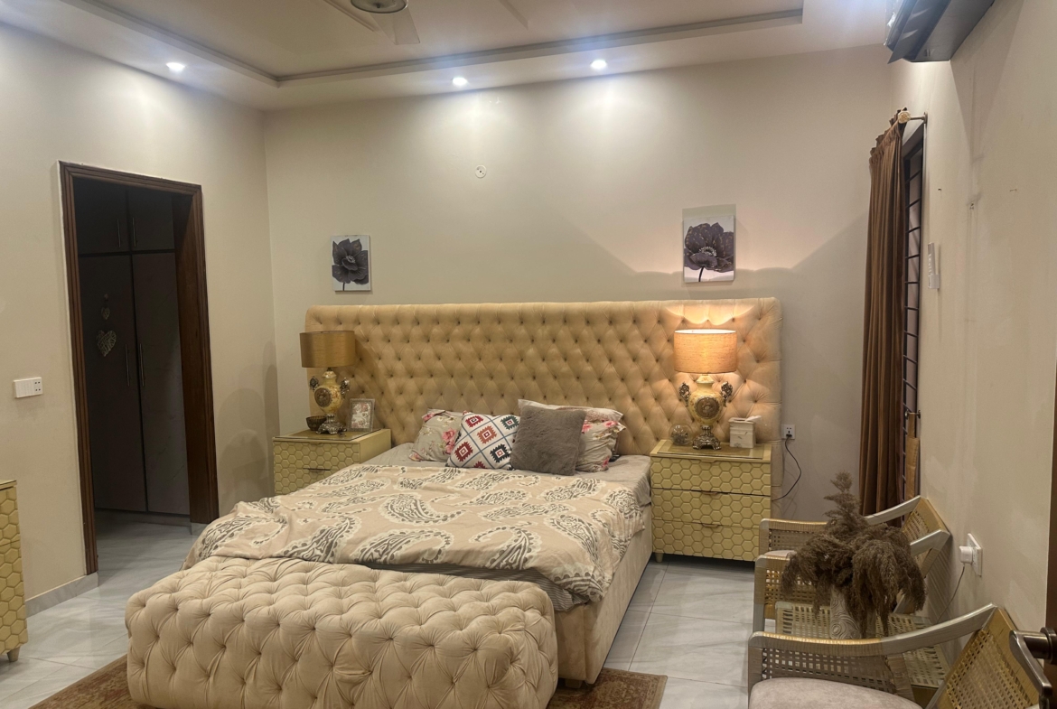 10 Marla House for Sale in Model City 2 Satiana Road Faislabad