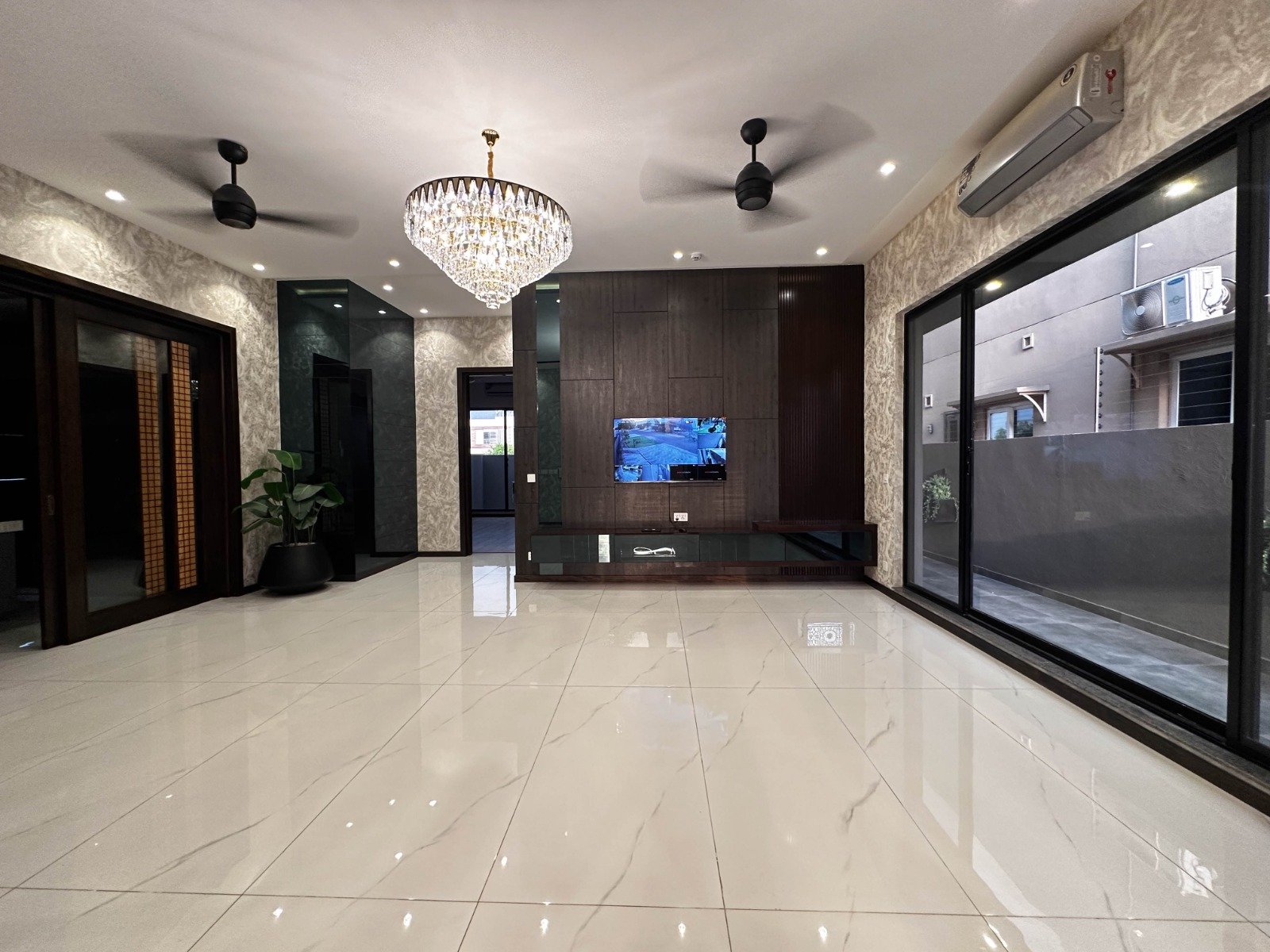 WhatsApp Image 2024-04-27 at 12.22.28 PM (1)