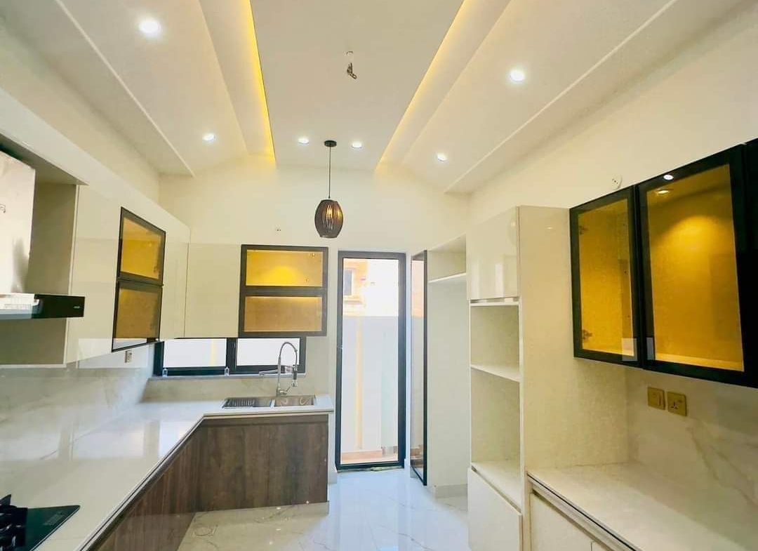 4 Marla house for sale in Faisalabad