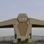 1 Kanal Corner Plot Available in Tech Town