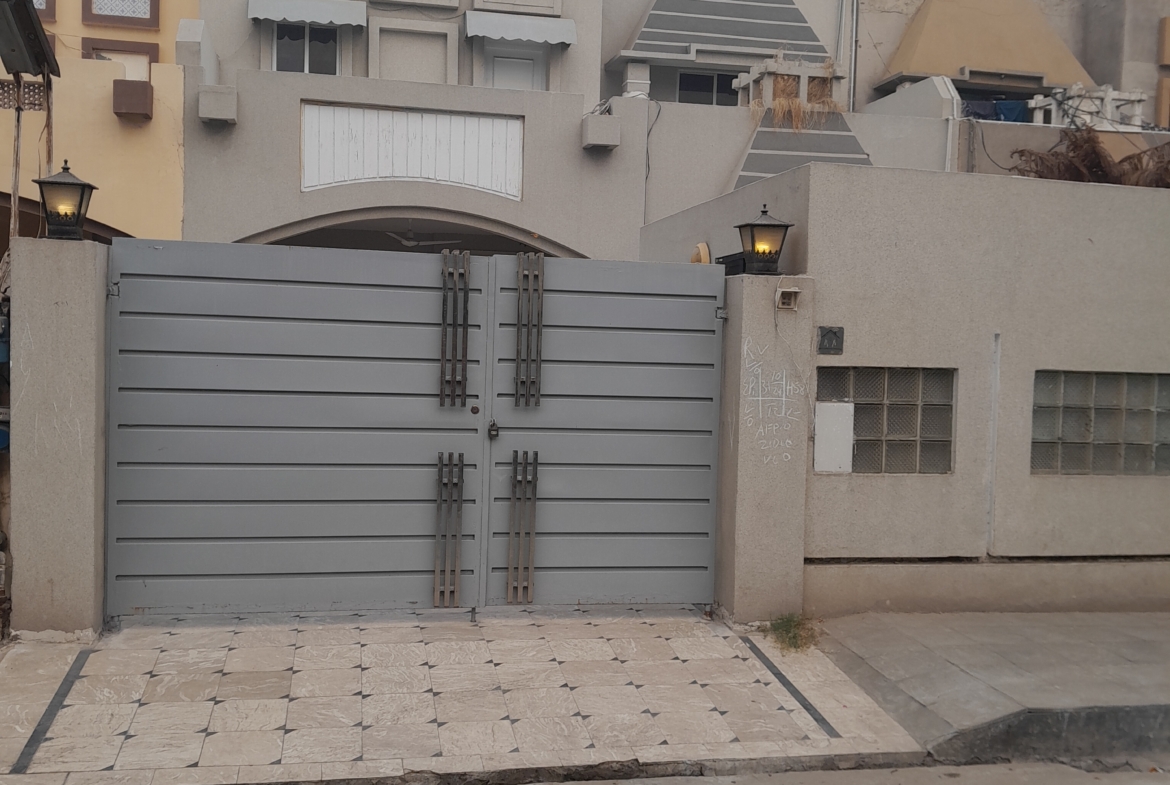 10 Marla house for sale Faisalabad