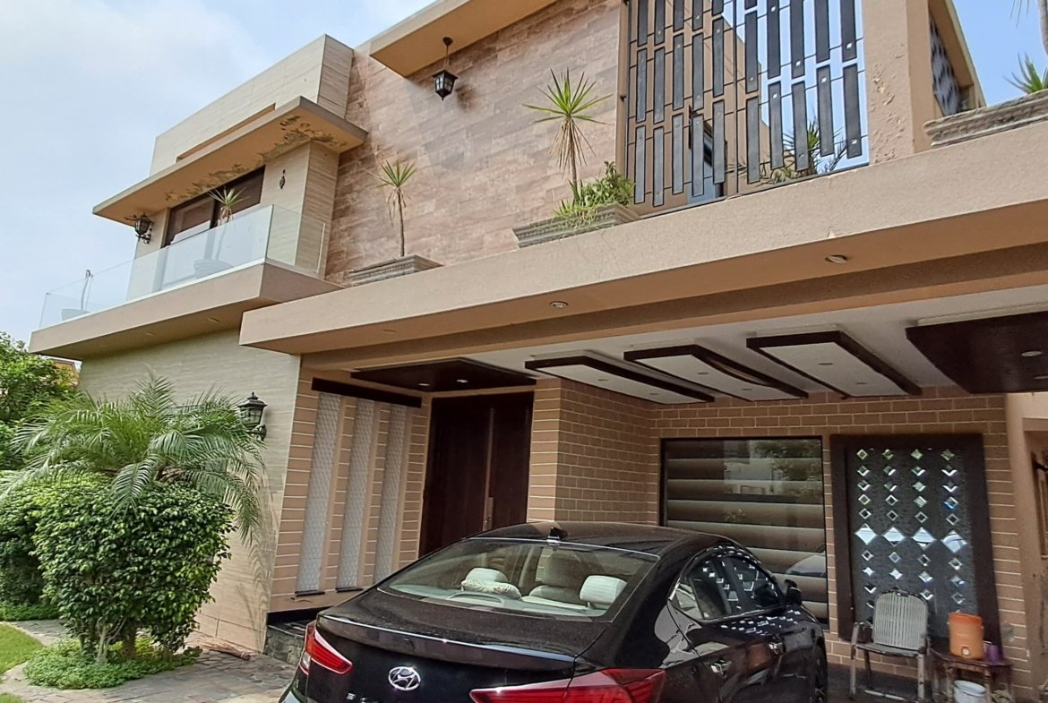 1 Kanal House for Sale in DHA Phase 6 Lahore