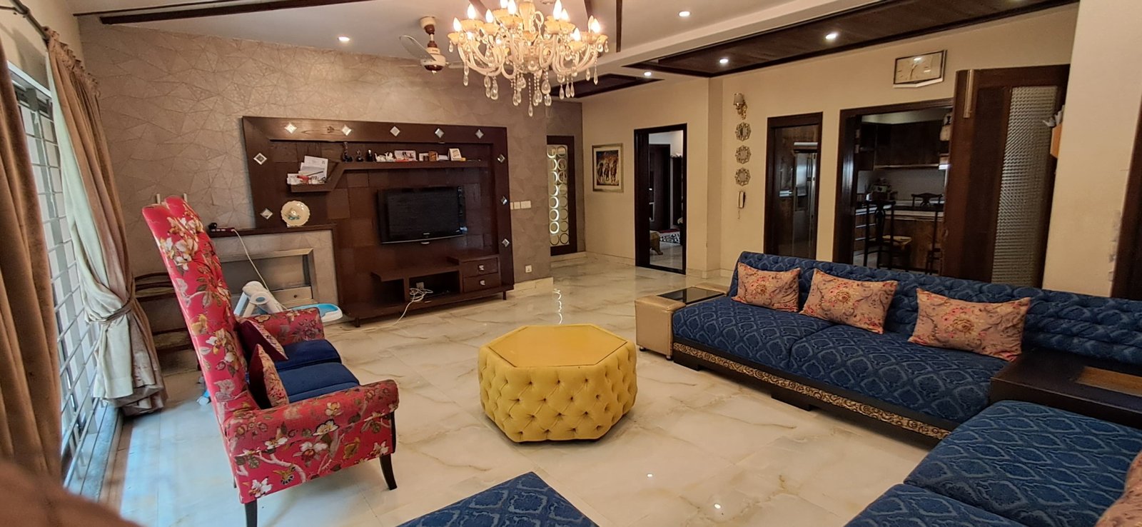 WhatsApp Image 2024-11-06 at 4.50.10 PM (1)