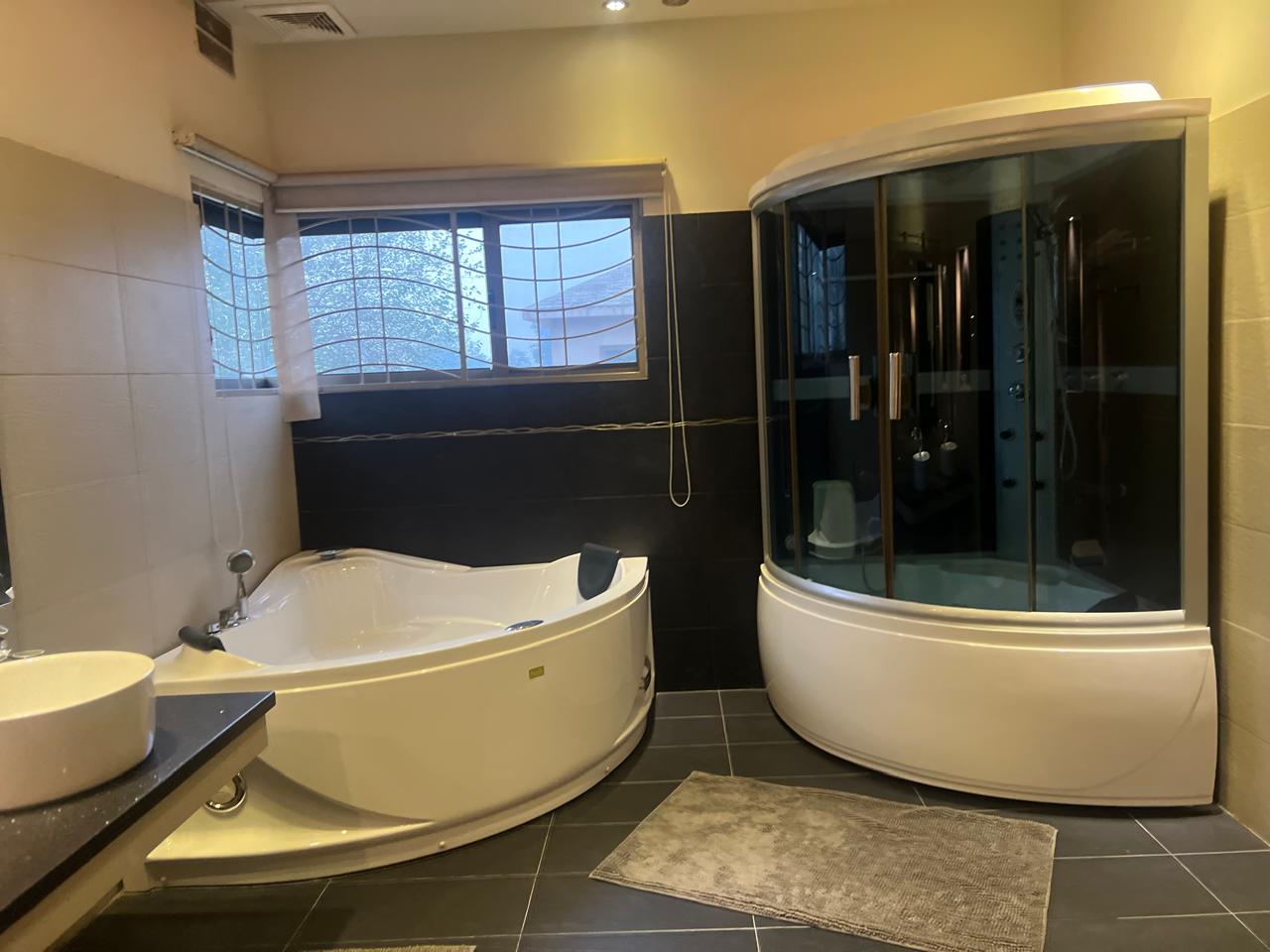bathtub