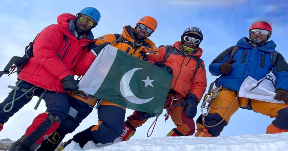 Tirich Mir: Pakistan Climbers Make History 2025 – The Highest Peak of the Hindu Kush