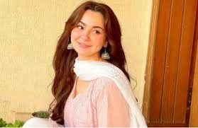 Hania Aamir – Pakistan’s Radiant Star with Youthful Charm and Global Appeal
