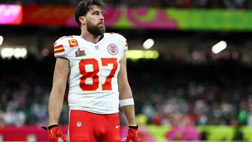 Travis Kelce Biography of the Kansas City Chiefs star tight end, highlighting his NFL career, achievements, and leadership.