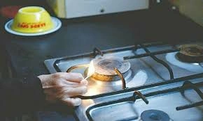 Karachi Gas Crisis Deepens as Citizens Struggle in Cold Weather